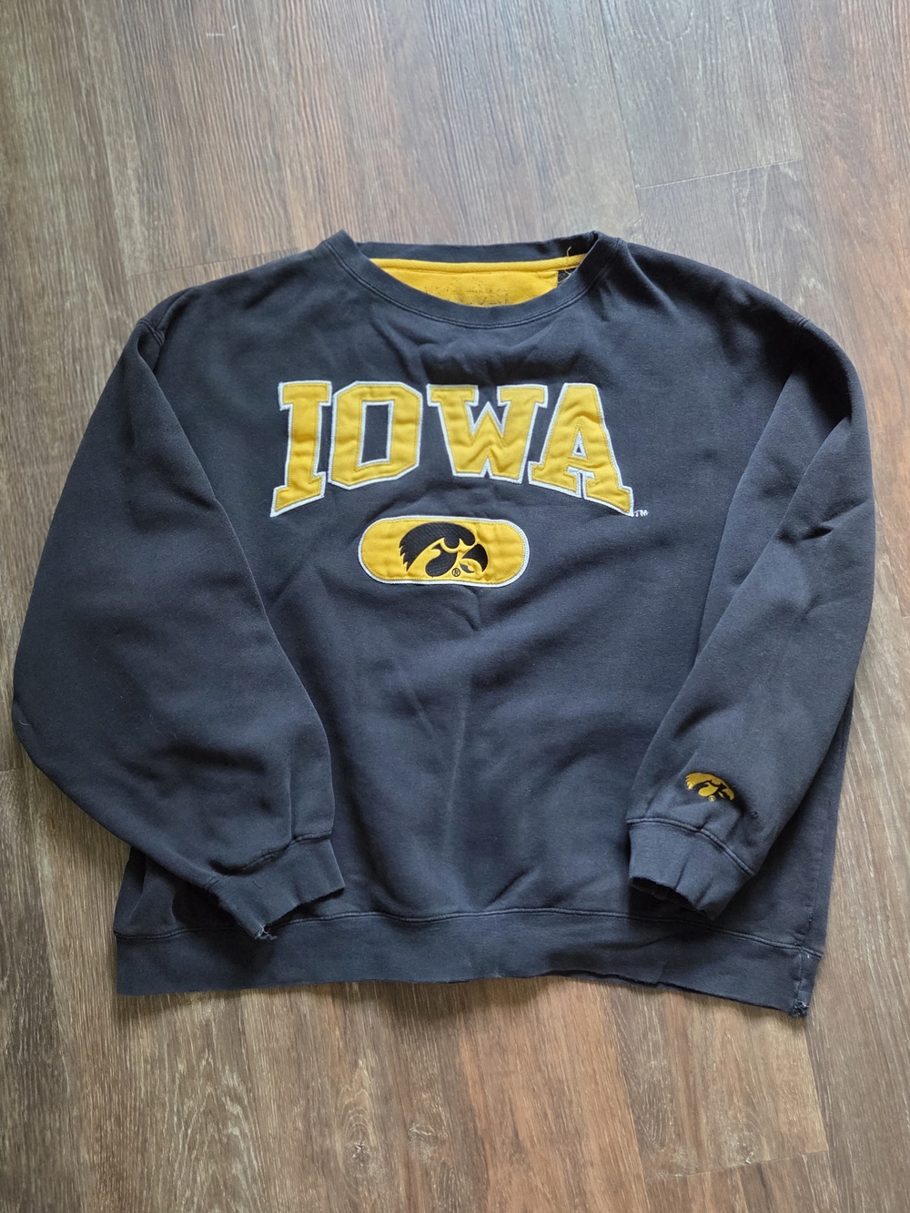 Iowa Hawkeyes Black & Gold Crewneck Sweatshirt